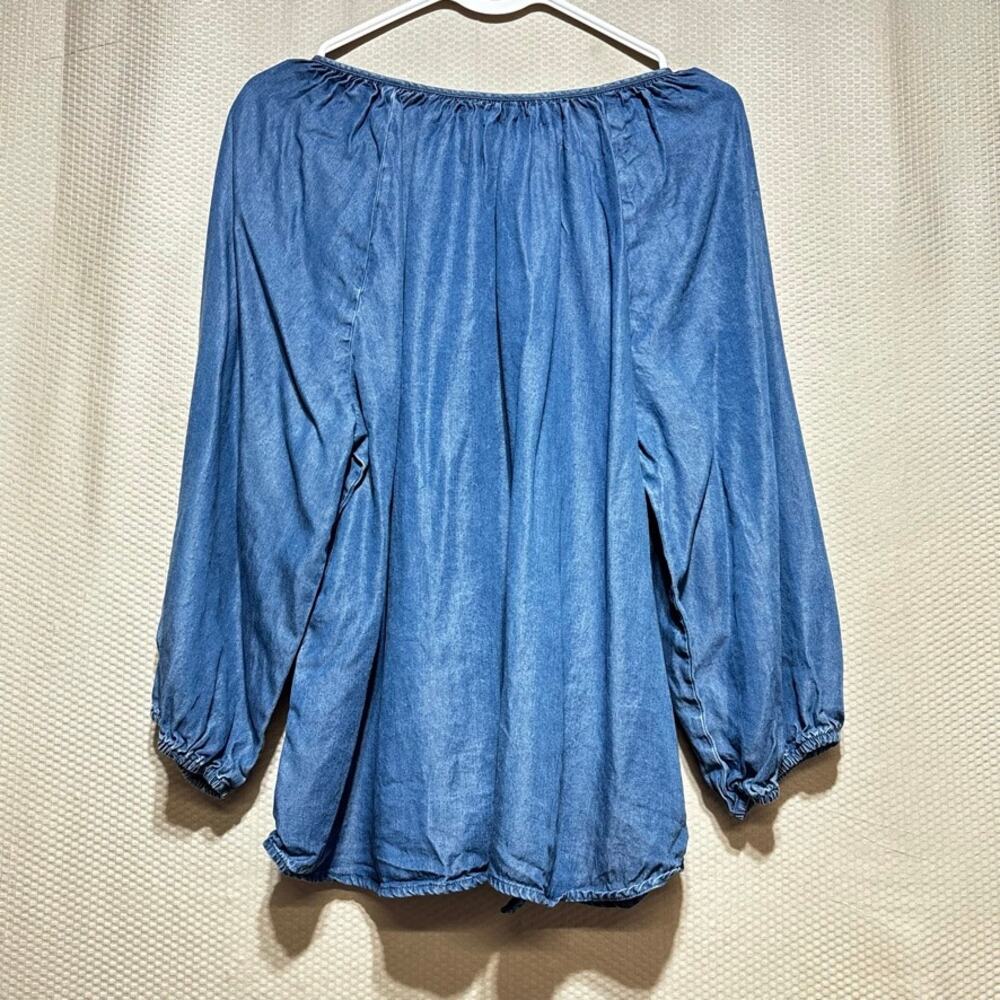 Allison Daley Chambray Lyocell Peasant Blouse Size Large Blue Tie Front Boho - Picture 9 of 9